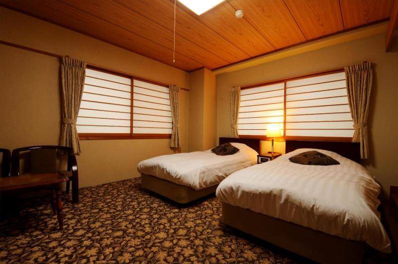 Hakuba Yamano Hotel Extérieur photo